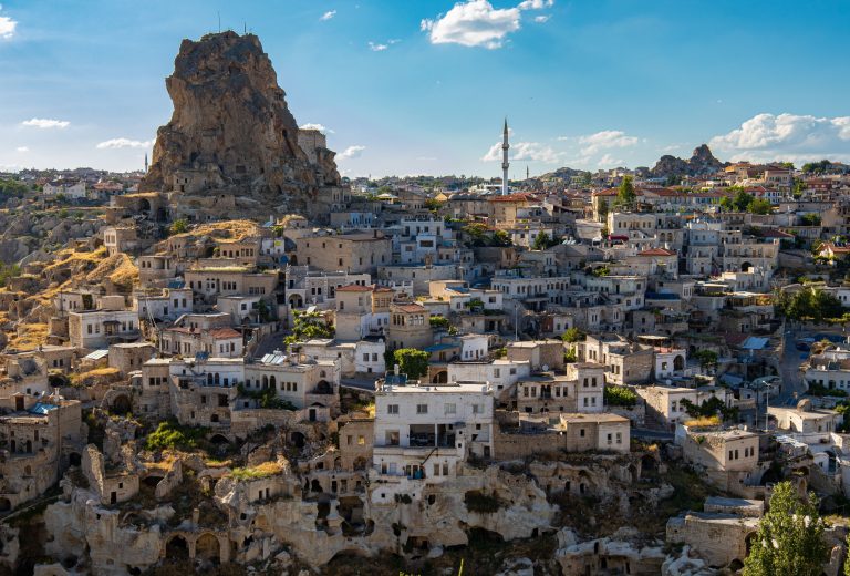 Uçhisar rock castle above the town